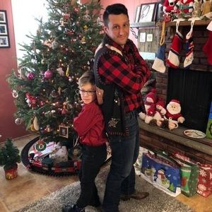 Meet your Posher, Derek